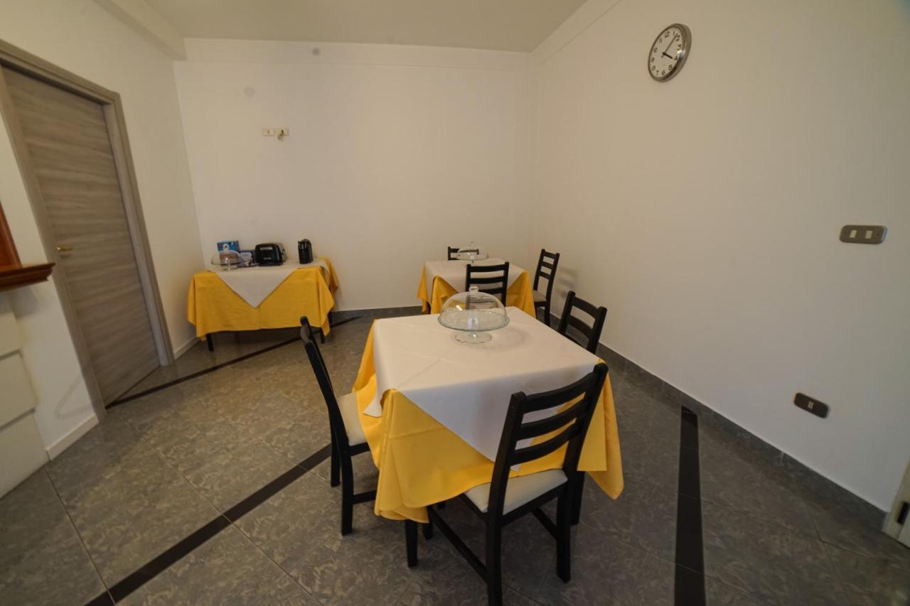 Central Home B&B Cosenza Ngoại thất bức ảnh